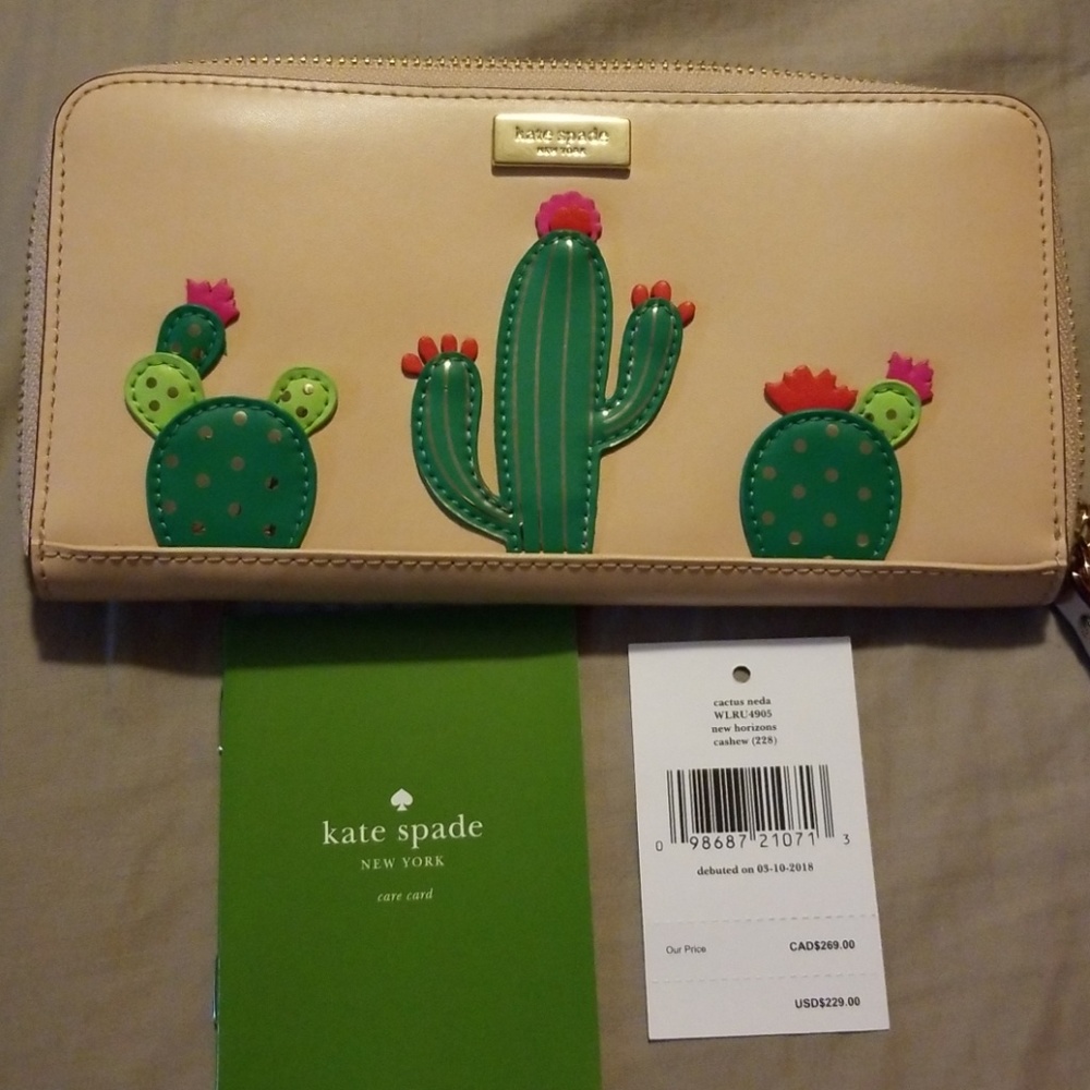Kate spade wallet cactus neda NEW